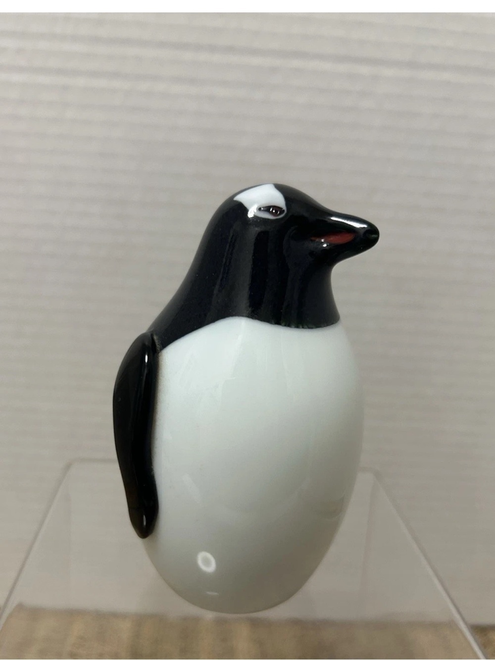 VTG Orient & Flume Black & White Penguin Figurine. Hand Blown Glass. Signed 4”